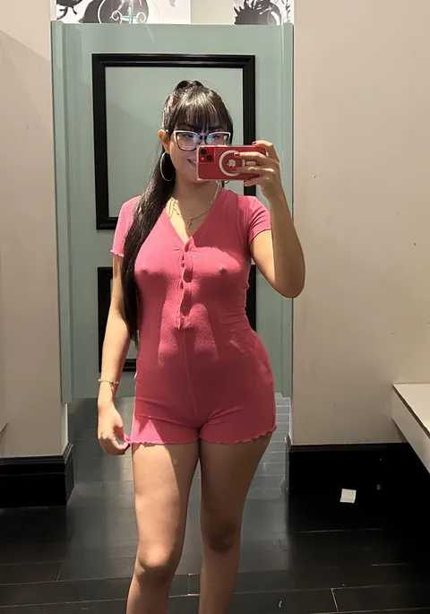 Should i wear it with a bra?