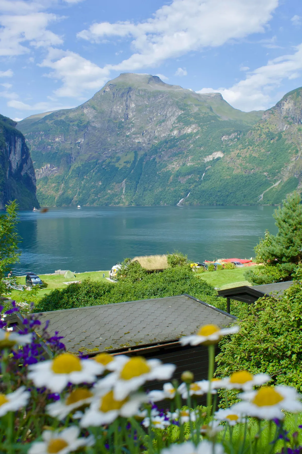8 summer days in the Norwegian fjords 🌸🌿⛰️