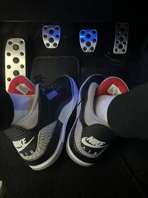 As I've gotten older, I've come to accept the only chances I'll get to wear my cool shoes is when I'm doing errands lol.