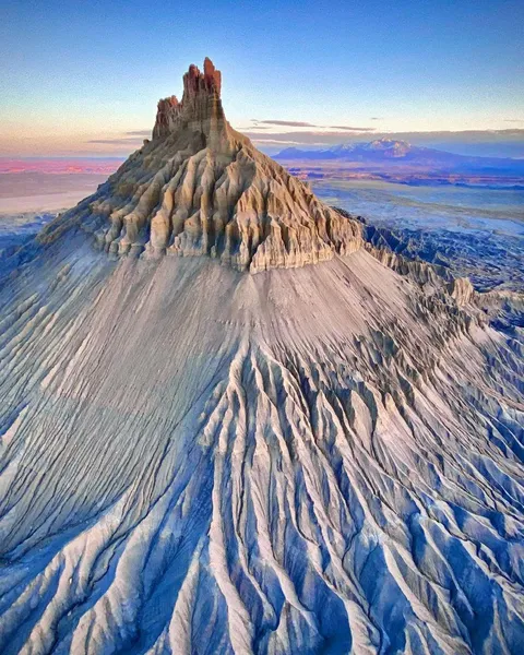 🔥 Mesa Factory Butte, Utah, USA.