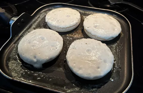 [Homemade] Thick and Fluffy Pancakes