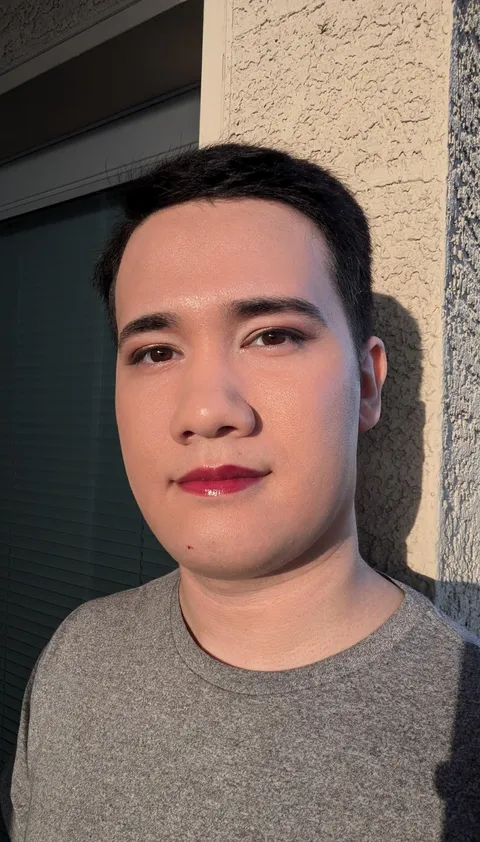 Wasn't a fan of the new make up I got except this lip color which is amazing