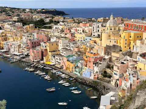 Hidden gem alert: My dreamy day in Procida, Italy