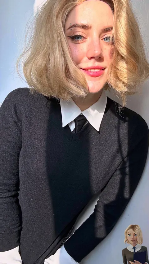 Spider Gwen [Spider Verse] by FLEURXY