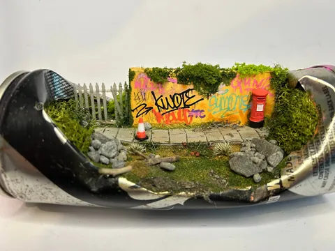 Thought I’d share afew of my UK street scene inside spray cans