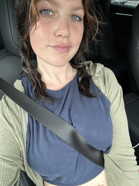 What I show in public vs what I show on Reddit