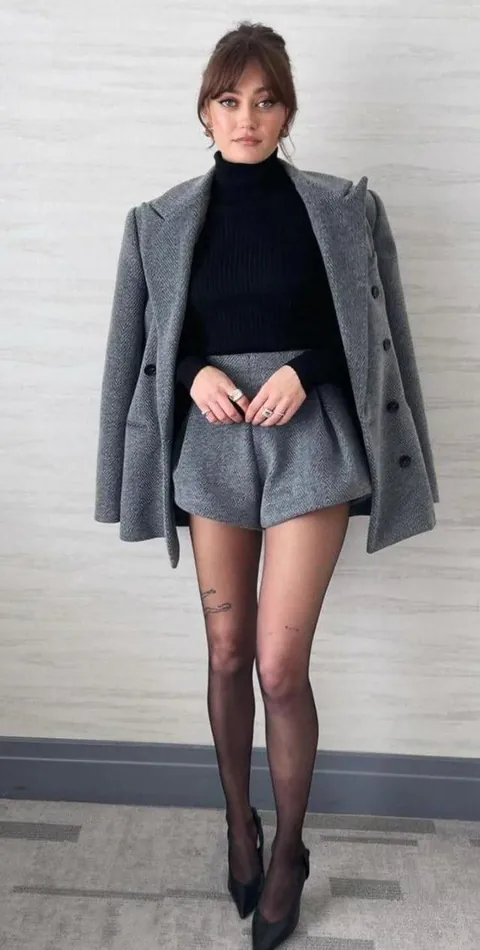 With so much porn these days maybe it’s time for a little non nude celeb safe cleanse