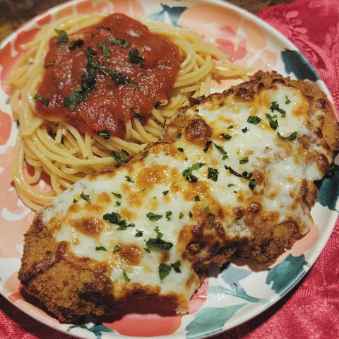 [Homemade] Classic Chicken Parmesan.