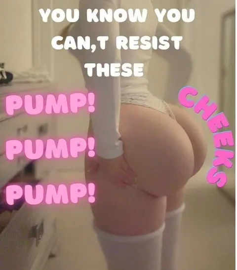 Omggghh HOW do you get your ass that FAT?! I wanna have a big stupid wobble-wagon of ass meat clapping behind meee!! hmnngh…