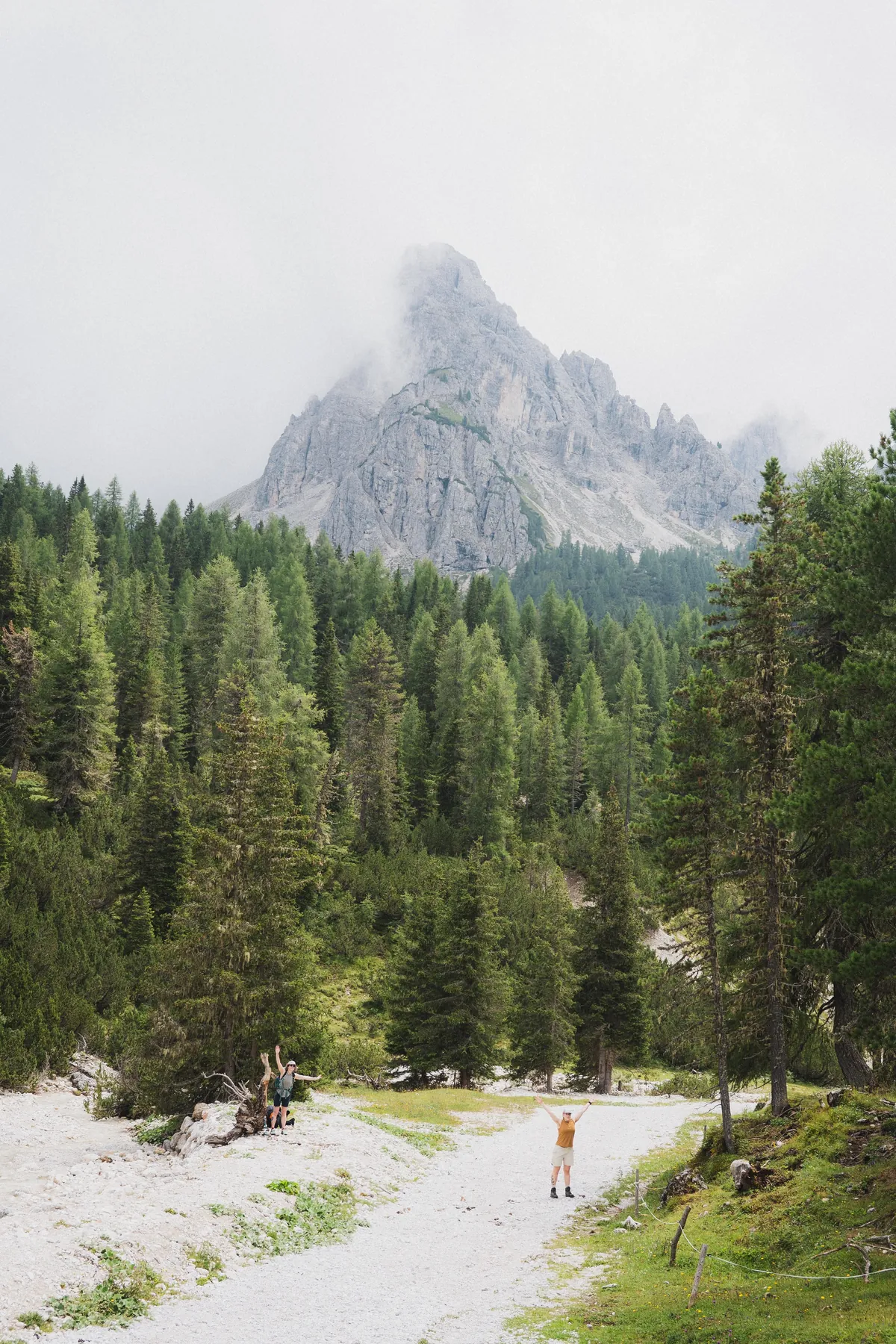 Dolomites,Italy, Alternate route idea staying in Rifugios, 1 week of hiking