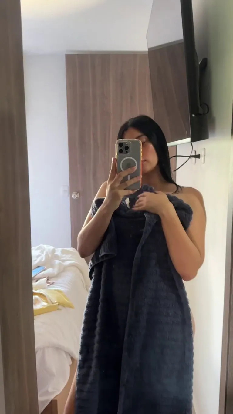 Oopsies... I dropped my towel accidentally in front of you