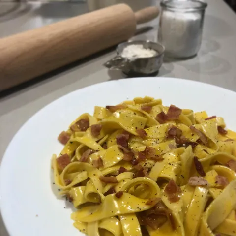 [I made] Carbonara completely from scratch, including the homemade pasta (2668x2668)