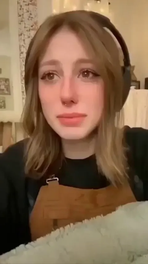 Hell yea ✋️😐🤚