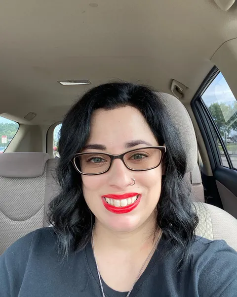 I did my makeup this morning for my hair and eyebrow appointment. Please be kind about my smile, I get made fun of for my teeth and I’m nervous posting this. I felt pretty today 🥺