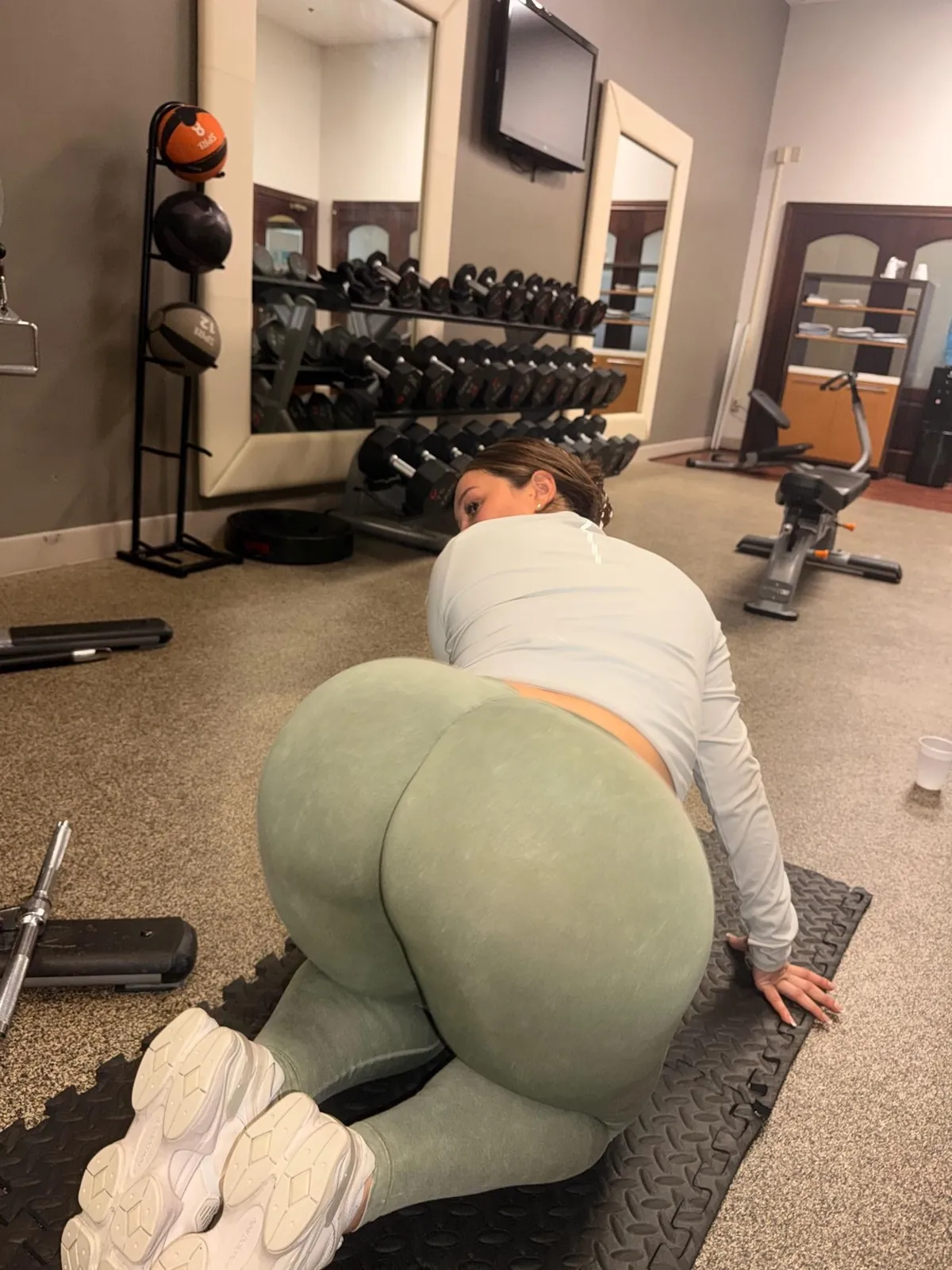 yoga pants look best in this position