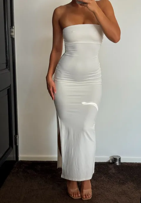 dress or without dress?