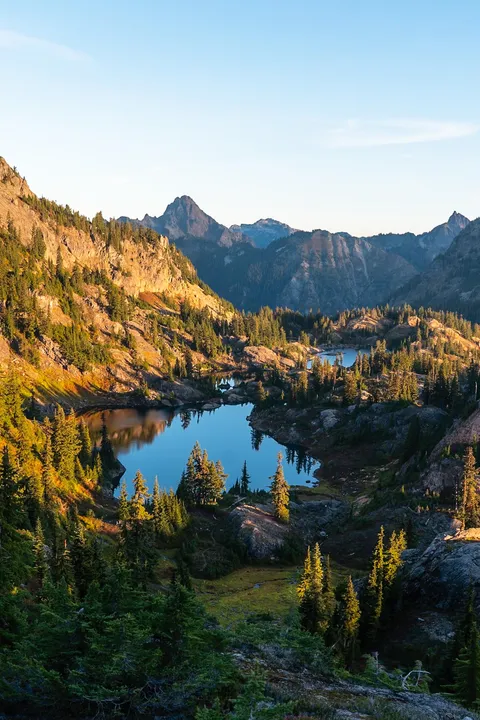 Alpine Lakes Wilderness, Washington State [1367x2050] [OC]