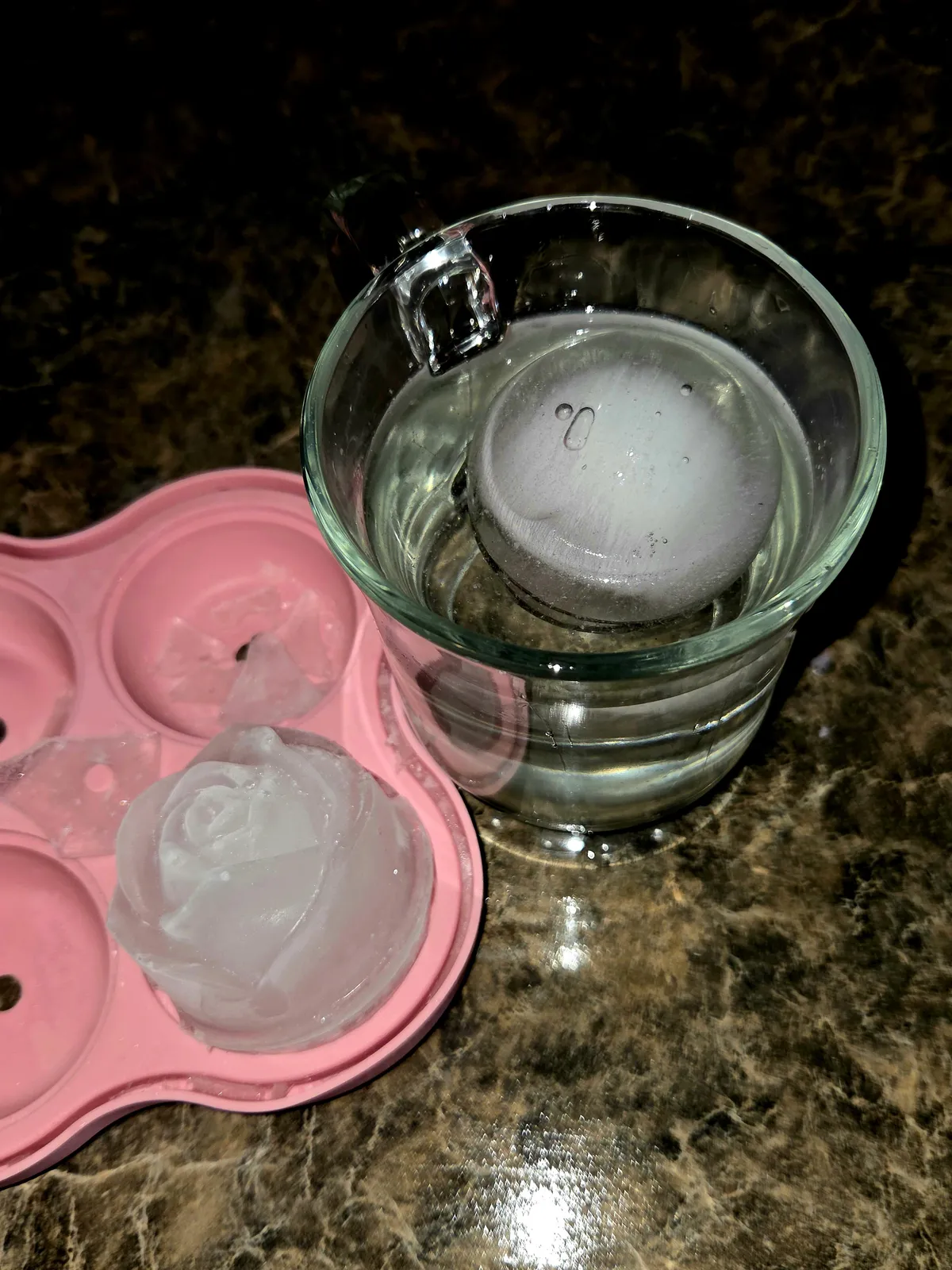 Rosebud ice cubes won't stay leaf up when in drink..