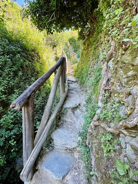 Hiking Cinque Terra Italy, the best longest day!