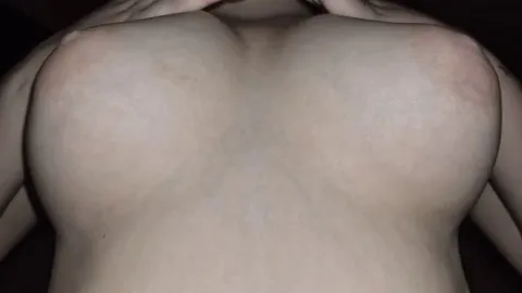Can you please masturbate to my nips??