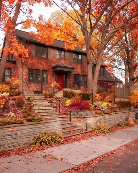 House across Glen Stewart Park in The Beaches neighborhood of Toronto, Ontario, Canada [1080×1350]