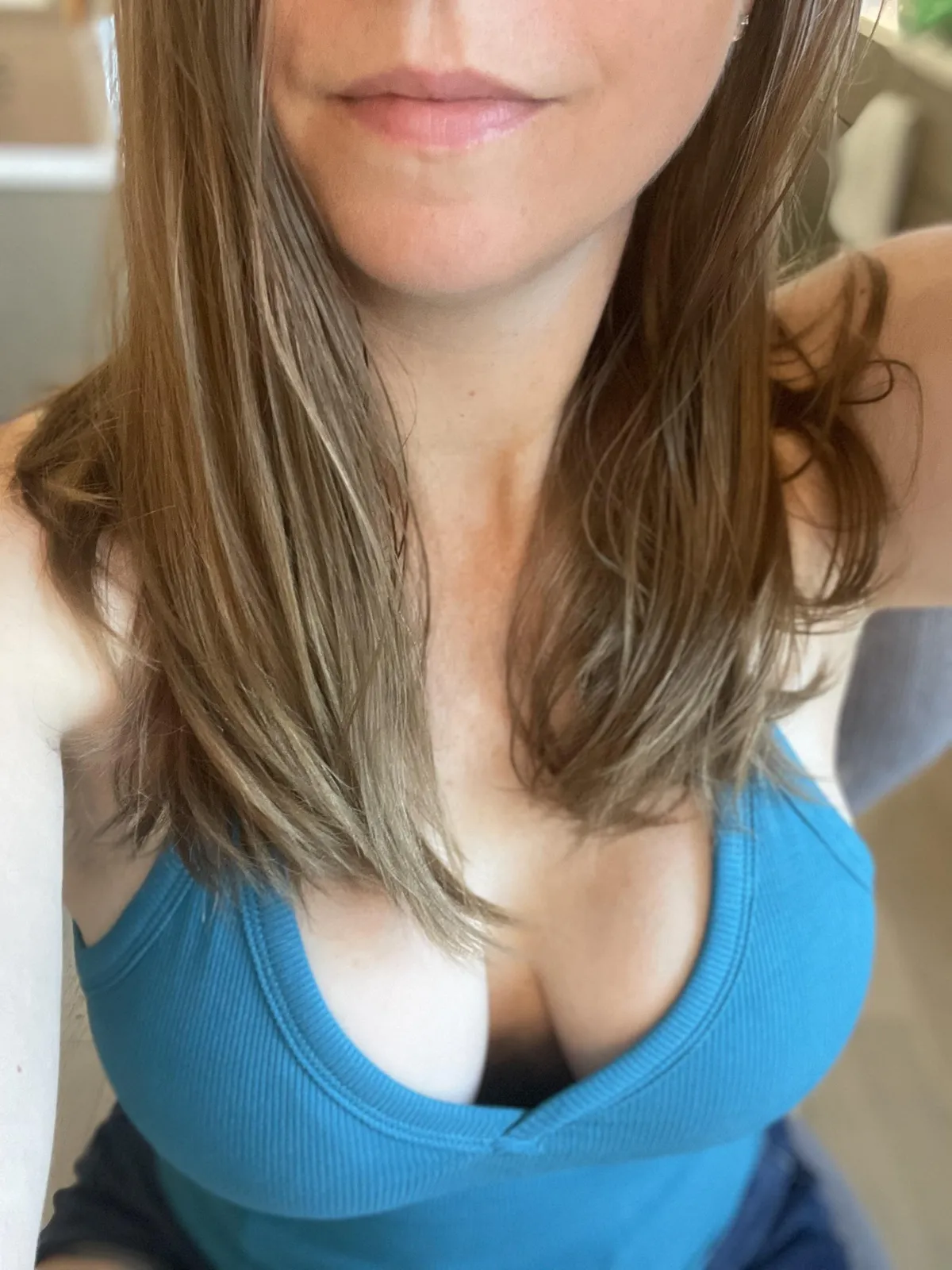 I’m pretty short, so if you’re taller than me this is your view today 😘