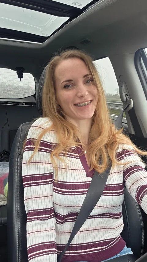 English teacher with braces at 33yo…