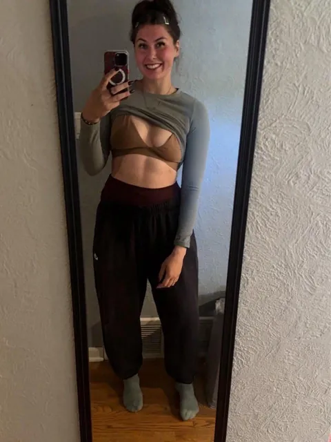 Any men out there still find an all natural woman attractive? 🫣➡️ f26