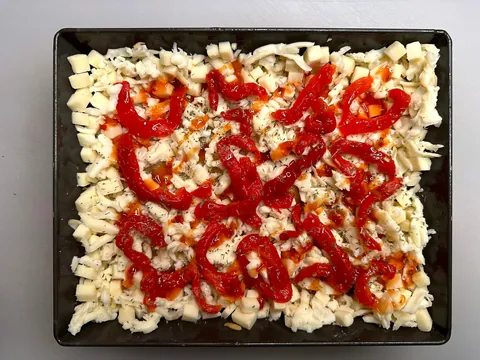 [Homemade] Sweet Chinese Sausage and Peppers Detroit Style Pizza