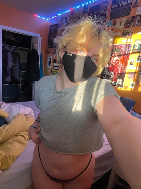 i could be ur boy-girlfriend if u want 💕🏳️‍⚧️🍑