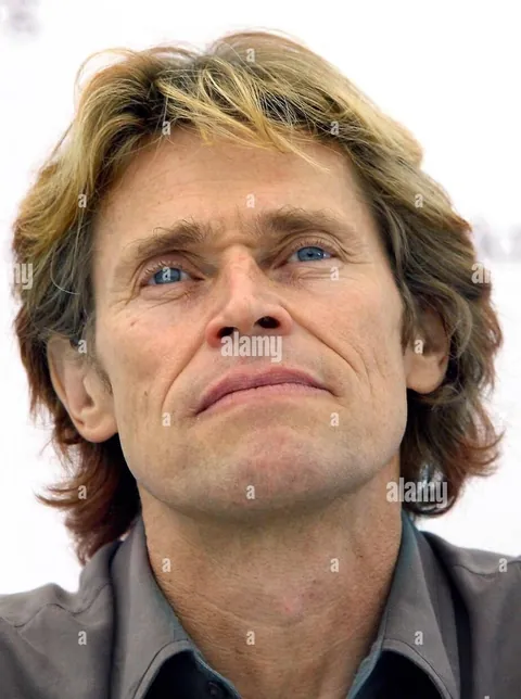 Is it just me or this cat from the food park kinda look like Willem Dafoe?