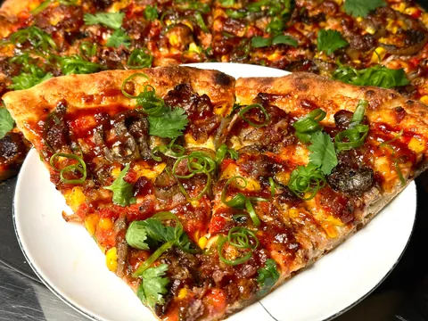 [Homemade] pulled pork pizza