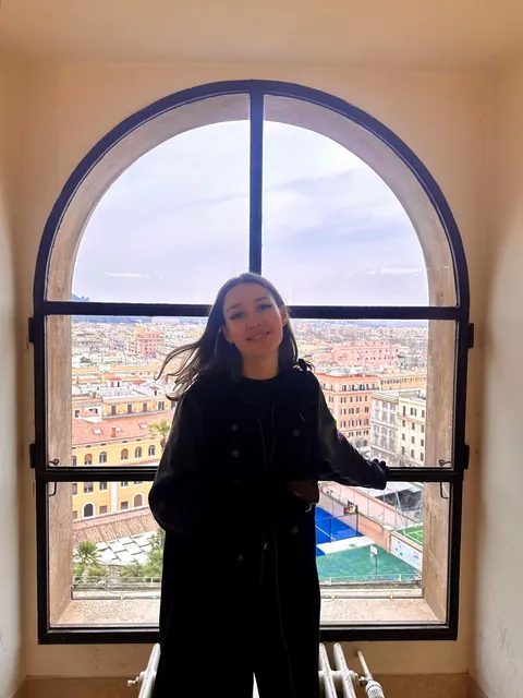 23F , im a DJ and a server. Im a bisexual with two cats because i cant get any pussy, and im afraid of hot women. do your worst incels