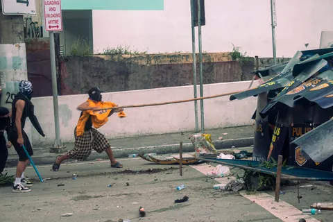 Some of the photos na napitik ko during Yung Lonita Rally and Ayala Bridge Riot (oc)