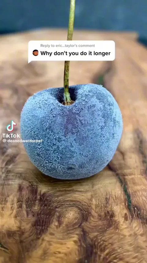 Cutting frozen fruit