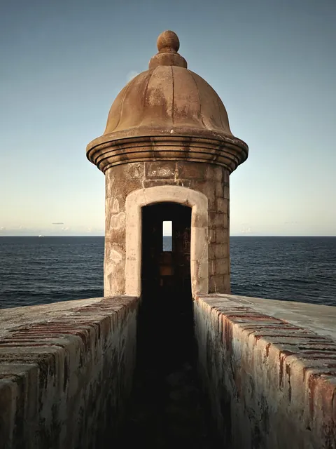 Puerto Rico castle details