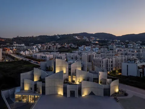 Vet Hospital Tirana by Davide Macullo Architects, TIRANË, ALBANIA