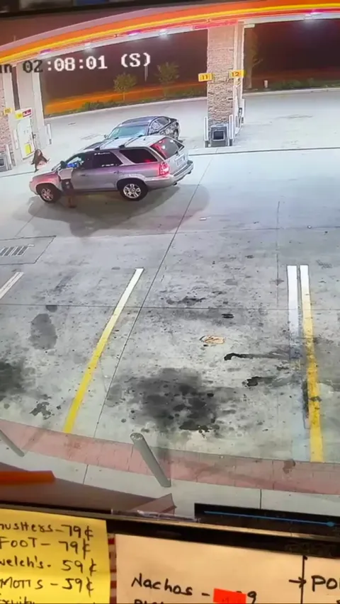 My friend works at a gas station on the 11pm-7am shift. He said this happened at around 2am
