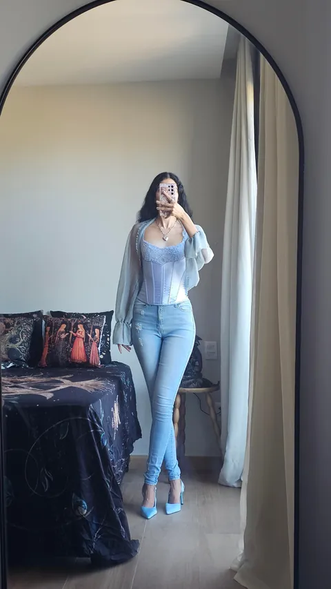 Would you consider this casual romantic?
