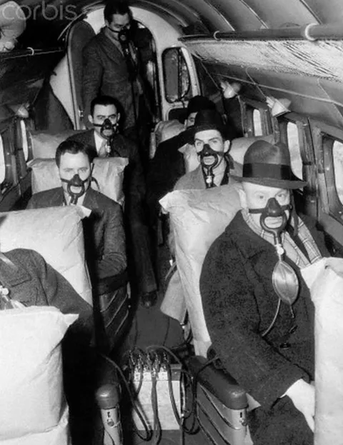 Airline passengers in 1939 before aircraft were pressurized