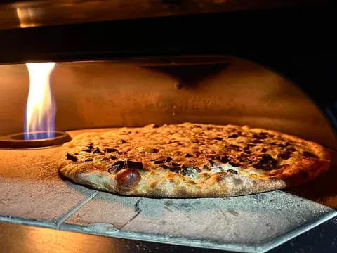 [Homemade] mushroom and bacon pizza