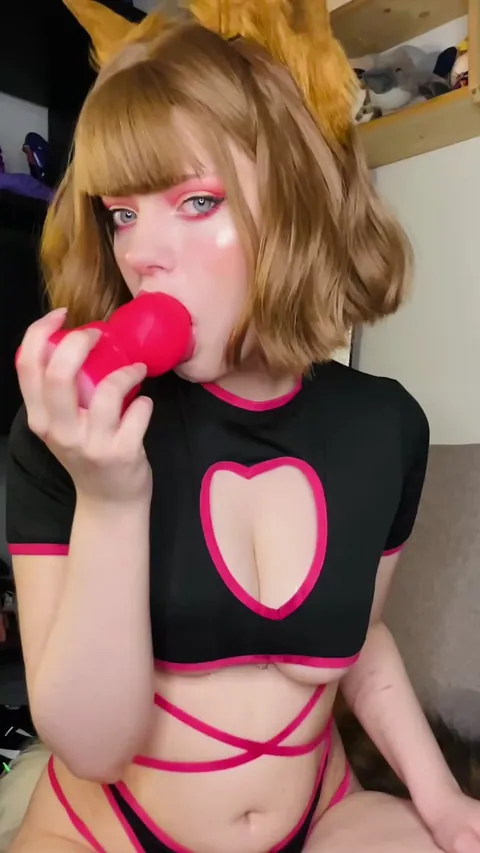 Gagging on cock makes me lose my mind