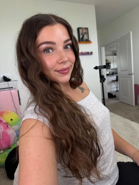 The girl vs. The pussy