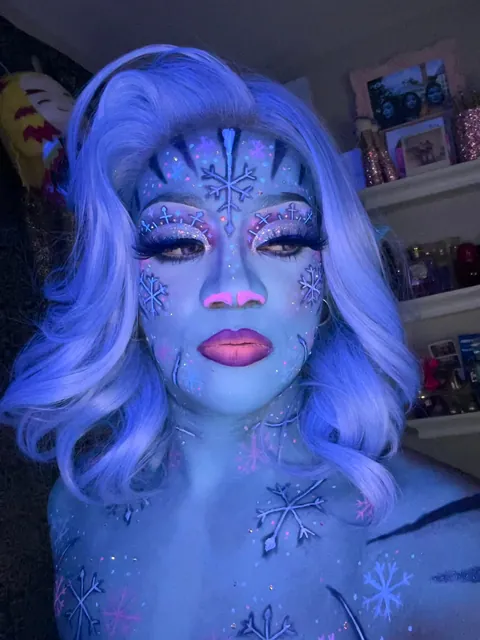 SNOWFLAKE AVATAR by Empress.Lane 🥰(me) OC