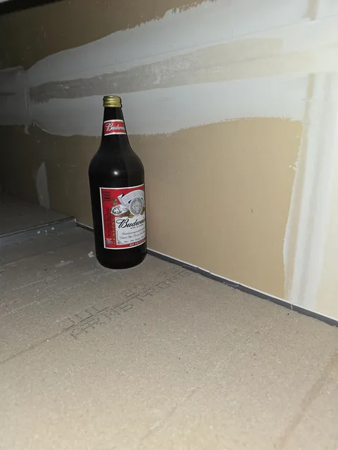 Someone was making the best of ceiling work 30 years ago.
