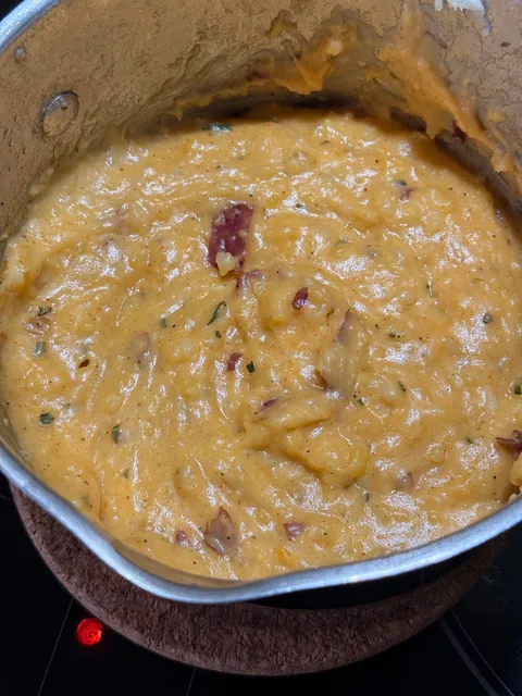 [homemade] Leftover cheesy potato filled ravioli in a sage and lemon turkey gravy sauce