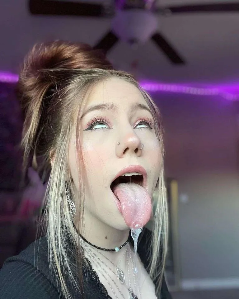 Are you really going to relapse to clothed girls?