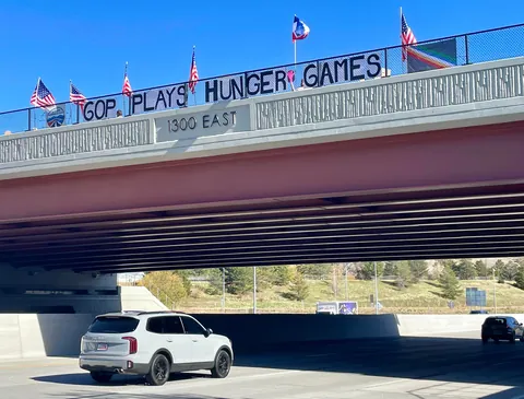 "FUND SNAP!" Overpass Protest - SLC 11.8.2025 [OC]
