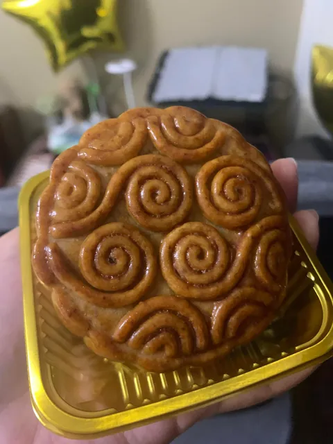[I ate] Devil’s Fruit Mooncake