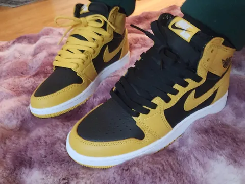 6 months clean and I can finally treat myself right. My new Jordans.